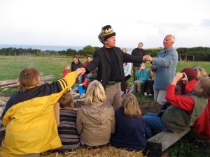 dom-does-shakespeare-paulin